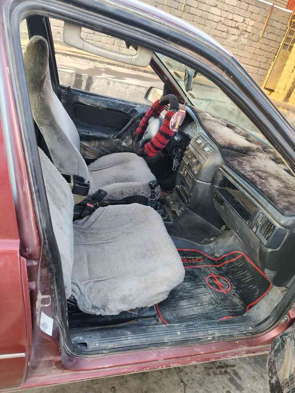 لبيع فكترا حجم عشرين موديل 92صبغ جماليه بدون ضرر السعر38وبيها مجال عليها غرامات 375الف ***********
