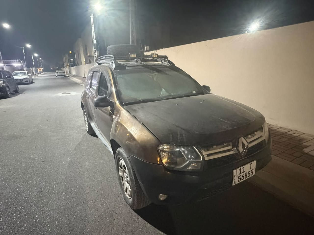سياره رينو داستر للبيع بيها منضومه غاز لونها جوزي السياره استخدام بيت موديل ٢٠١٦ ماشيه ١٢٠٠٠٠ و عليها كت كامل يجي ويه السياره للاستفسار *********** واتساب او اتصال عادي السعر ٨٣ ورقه و بيها مجال مكاني بغداد

نص مكتوب في الصور:
- iQ iQ CARS