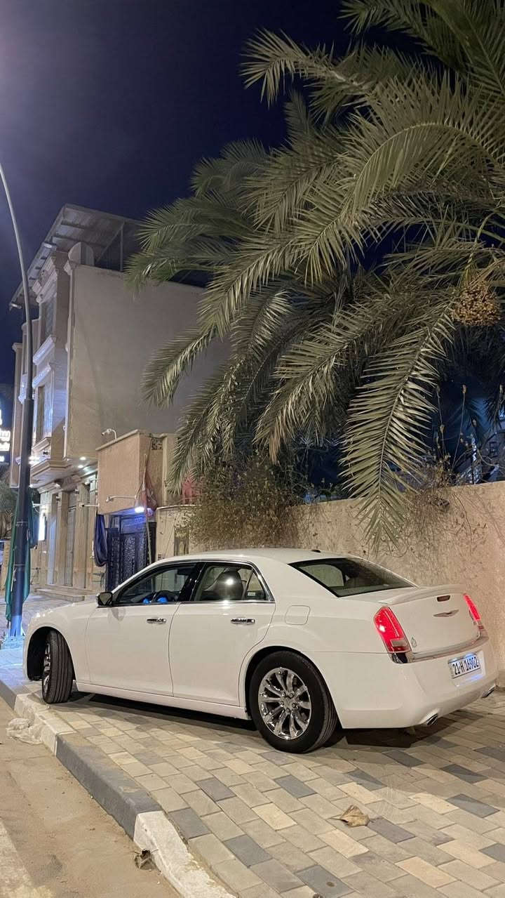 كرايسلر 300 • ٢٠١٢ • ١٨٦ ألف كم