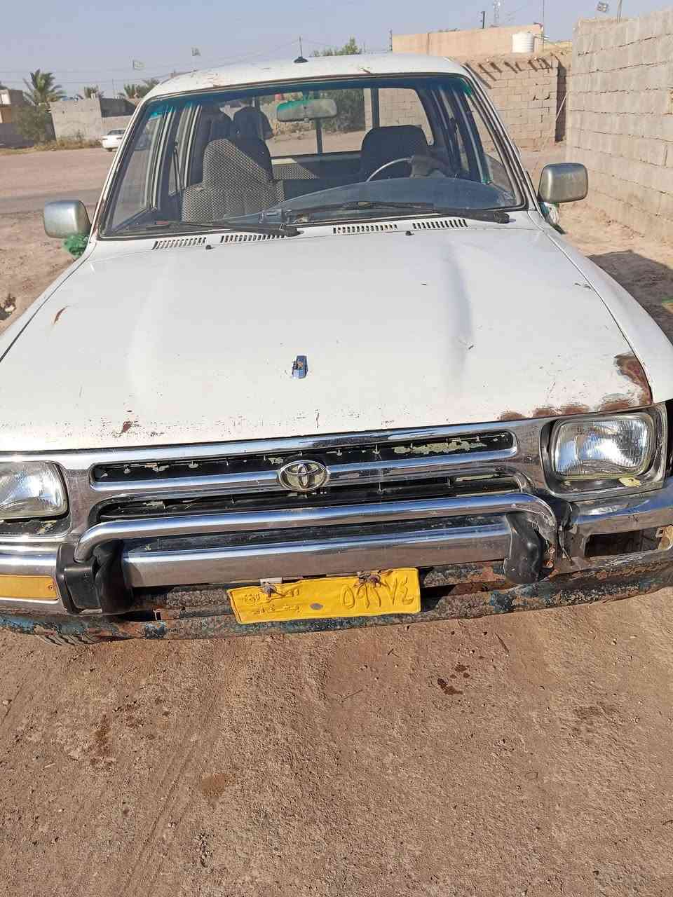 السلام عليكم سيارة موديل92سنويه نافذه مكفوله مكينه ورقم صدامي  وكير وشاصي وكاله عامه عندي بيها و مكفوله من العشائر والدولة  مكاني ناصرية قضاء الفجر 
سعر خاص

***********
