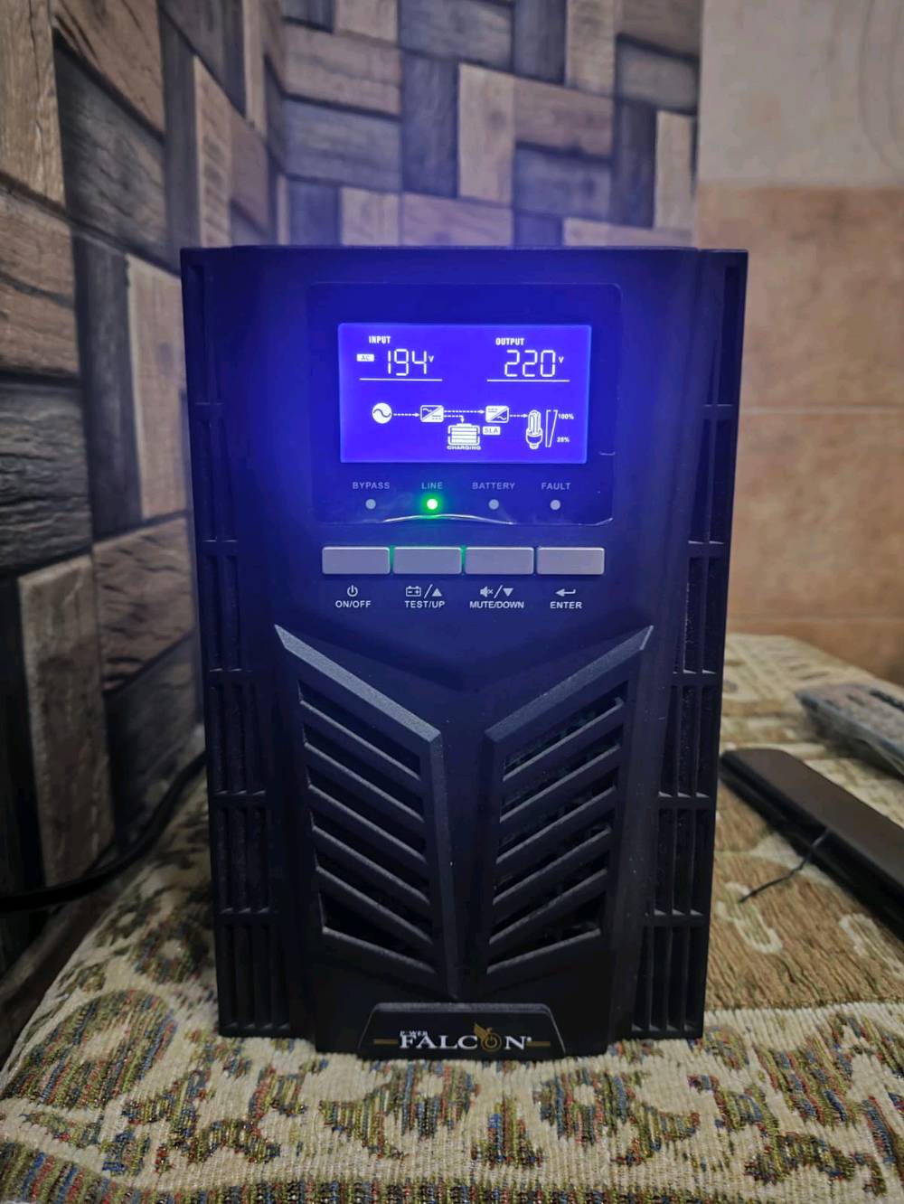 للبيع يو بي اس اون لاين  فالكون استعمال بسيط 1KV 
جويستيك عدد 2 بلي 5 استعمال قليل 
فيفا 25 نظيف  
تيكن 8 
بغداد الامين الثانية ***********