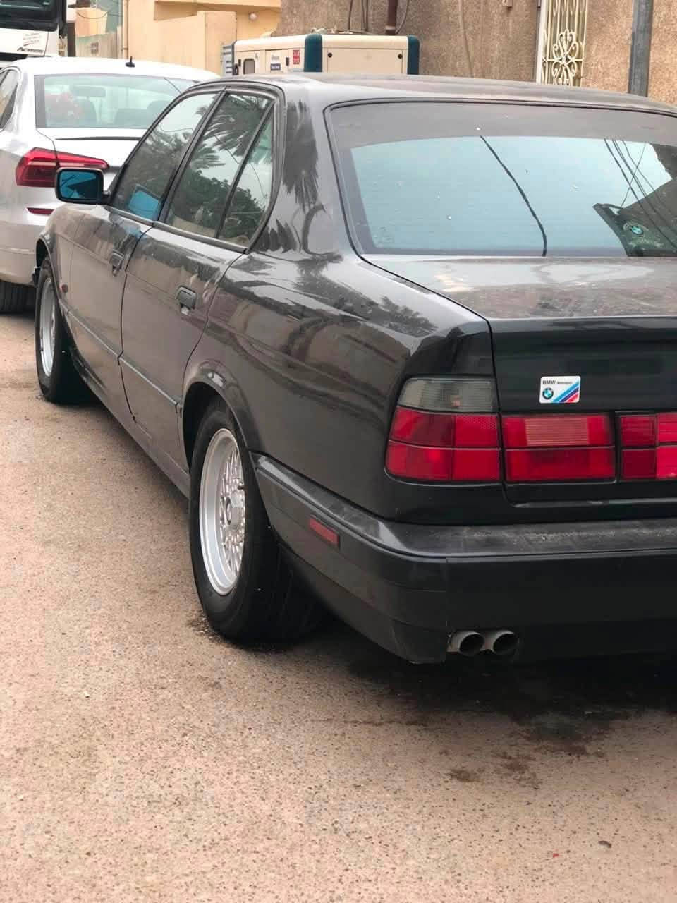 بيم 525 وارد يايابني اصل وفصل موديل 90

تبريد شغال فول كهربائيات كله شغال محرك وحدايه مكفولات 

مصبوغه عام سنويه ساقطه صارله سنه 

سياره بأسمي تحويل ثاني يوم 

سياره متعوب عليه  سعره 57 

مكاني بابل حله
***********
