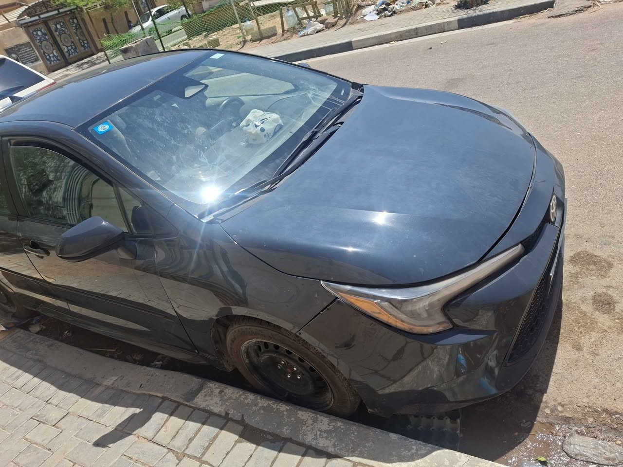 السلام عليكم 
سيارة كورلا وارد امريكي بانزين مديل ٢٣
اللون رصاصي ضربتها بجم جاهزة من كلشي 
رقمها معوقين بصرة
تخم تاير وبطارية جديدةاقل الشهر مشدودات
نقصها حجر بيئة العنوان البصرة 
*********** للتواصل اكثر البصرة, العراق
