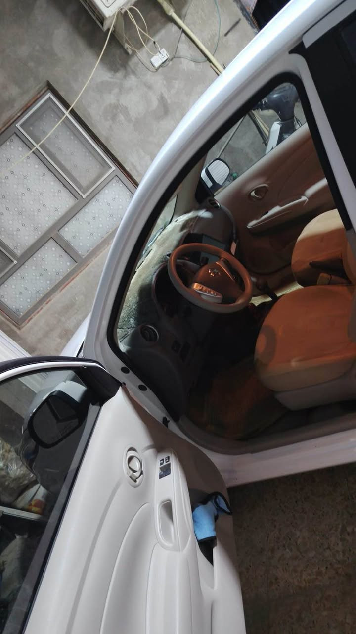 🚘 نيسان سني | موديل 2025
🇮🇳 هندية — بليتة زركة
✅ كفالة عامة
✅ جاهزة بكامل
🔢 رقم أربيل باسم شركة
📍موقعي البصرة 
ماشية 30 ألف كيلو فقط لا غير

💰 السعر: 128 
🔄 بيها مجال بسيط للشراي

📞 متوفر واتساب واتصال
*********** البصرة, العراق
