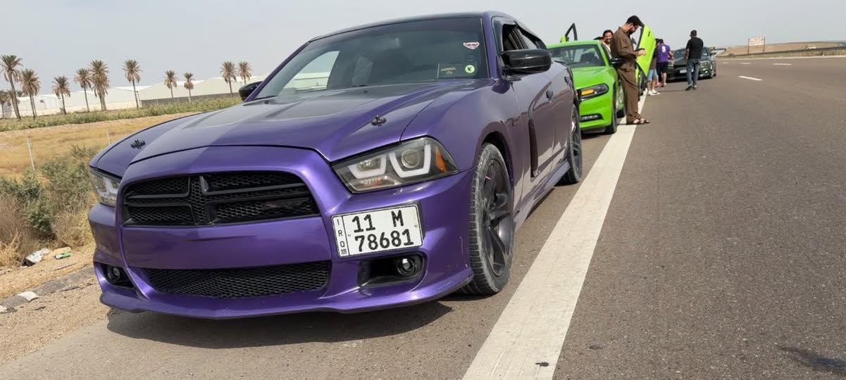 محرك V8 ٥٧٠٠ • ٢٠١٢ • قفل SRT