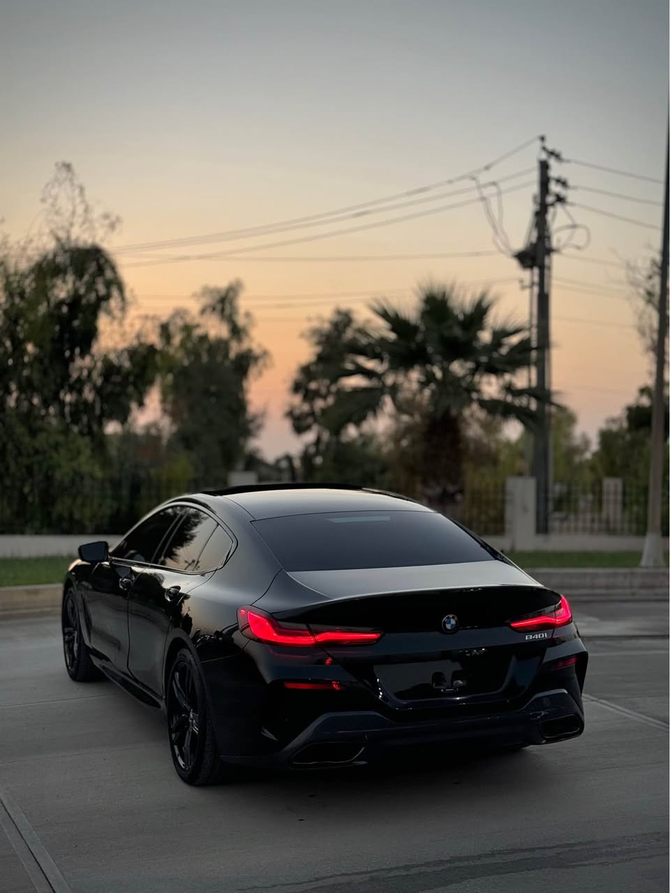 Bmw 840i 
مۆدیل ٢٠٢٤ 
ماوەی رۆیشتن ٤١٠٠٠
دەرگای سەیاق سبوغە بێ داخیلی 
ئرباگ شانو سوکانی تقیە 
سەیارەکی جوانە و فول مواسەفاتە 
٥ کامیرە ، داتاشۆ ، گوشین سارد و گەرم ، رادار ،
٥ پەردە ، سەماعە هارمان کاردۆن 
و زۆر مواسەفاتی کە هت……….
رەنگی رەش داخیلی بیلاد ناو سۆر 
سەیارەکە بی رەقەمە ٣ مانگ کاتی لەگەلە
شوێنی سەیارە هەولێر 
سعری سەیارە   ٥١٠   وەرەقەو مەجالی تێدایە
تکایە ئەگەر کریارنی بێزارم مەکە 
رەقم ساحێبی      *********** أربيل, العراق
