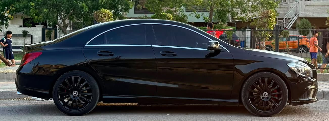 🚘🔥 للبيع أو المراوس حسب القناعة | Mercedes-Benz CLA250

موديل2016 | وارد أمريكي 🇺🇸 | رقم دهوك مميز 

حادث سرقه جاملغين وبنيد بدون دواخل بدون اايرباك 

سيارة CLA250 مجهزة وجاهزة من كل النواحي، ومناسبة للي يريد سيارة مرتبة ومواصفات عالية.

✨ المواصفات والتجهيزات:

•

• كشنات جلد كهربائية

• داخلية جلد أسود

• شاشة

• كاميرا خلفية

• سايد برك كهربائي

• فول مواصفات

• مكينة وكير بحالة جيدة

• تبريد جاهز

• حدادية مجهزة

• السيارة جاهزة من كل النواحي وبدون نقص

📌 ملاحظة: السيارة وارد أمريكي، وحالتها موضحة .

💰 السعر: 144 ورقة

🤝 **أكو مجال بسيط **

📍 الموقع: بغداد – السيدية

📞 للاستفسار والتواصل:

***********
