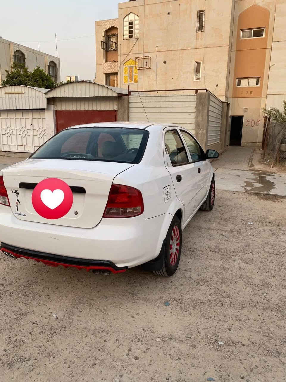 افيو للبيع
موديل 2004
مكينه مفتوح مو مسكر المرغوب 
كشنات جلد 
ارضيه جلد 
كهربايات كله ع شركه 
مسجل شاشه +دمام 
رقم بغداد ب اسمي تحويل ثاني يوم 
مكفوله كفاله عامه بس   بيه صبغ براس البنيد  قليل
كير محرك مكفولات تبريد ثلج 
حداديه  كارتون جديده 
سياره نظيفه كلش  
عنوان عامريه 
سعر $50 قابل للتفاوض 
***********
