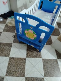 أثاث أطفال • للبيع