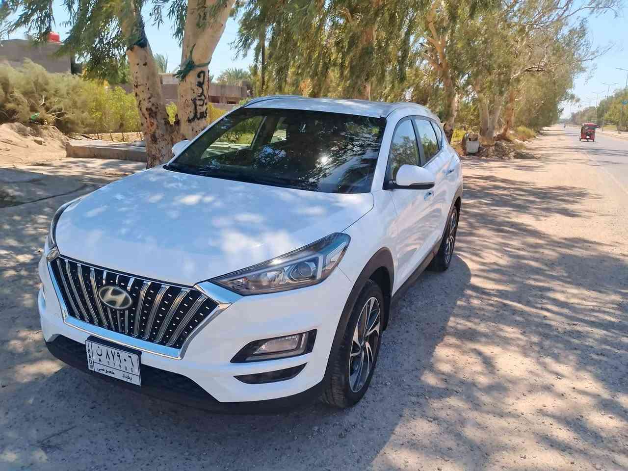 السلام عليكم توسان موديل 21 كفالة عامة رقم بغداد بأسمي السعر 195 الاتصال ***********
