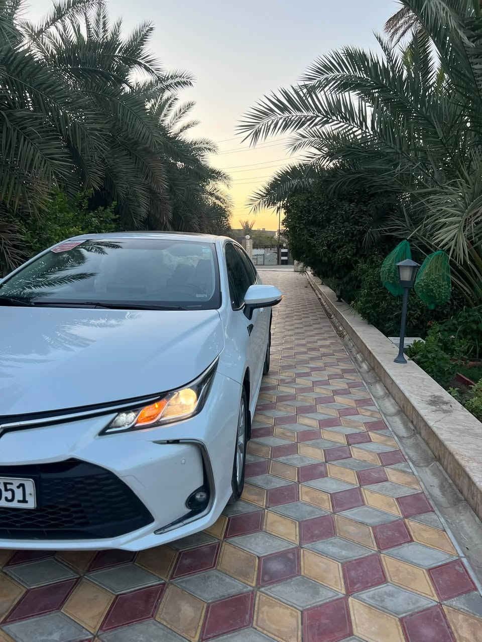 تويوتا كورلا ٢٠٢٤ بانزين ياباني
سيارة بيها شبرين صبغ  اثر طخه بل بنيد بدون دواخل ورصعه بل باب مال السائق استخدام شخصي كل تبديلات الدهن من شركة ساز وكل صيانات الدورية فلاتر وتجييك عند الشركة 

ابيض صدفي ضمان شركة ساز مكينة 1800cc

رقم اربيل باسمي 

مواصفات :-

فتحة (سلايت)

بصمة تشغيل وابواب وصندوق

حساسات مامية خلفية 

شحن لاسلكي

مري جانبية كهربائية (شفط)

عداد المسافة شاشة

٥ ويل كب 

شاشة بلادية وكامرة دوارة 

مرئاه خلفية 

حساس اطارات 

تحكمات ستيرن 

حساس لايت و حساس مطر 

تبريد قطعتين مناخ منفصل  

جناح خلفي

وباقي المواصفات المعروفة

ماشيه 69

مكان السيارة بغداد

السعر168 قفل 

رقم الهاتف ***********
