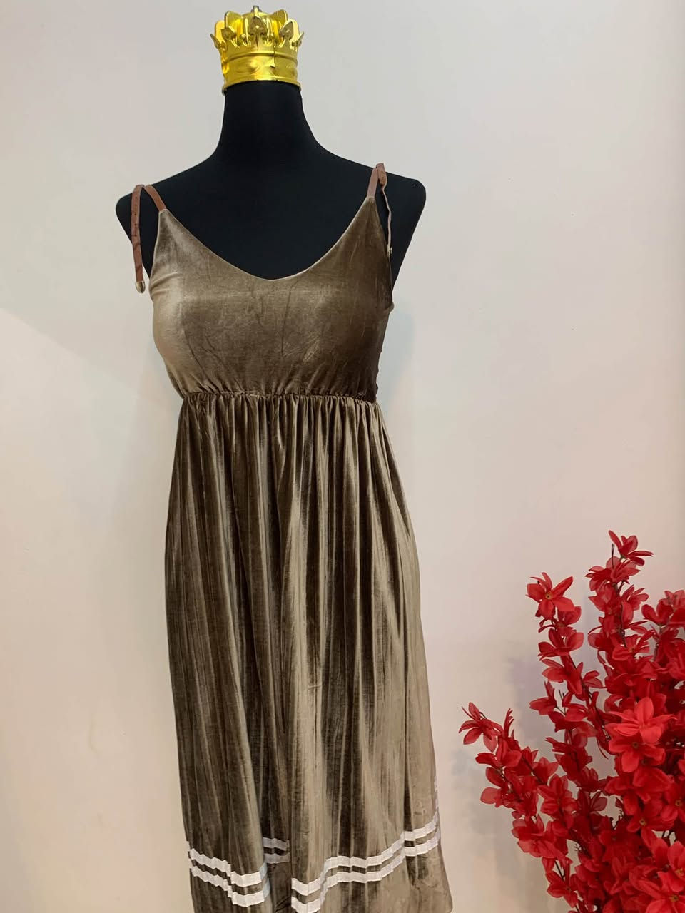 ✨ جمان الرحمة | ملابس بالة جديدة ✨

👗 اختصاصنا ملابس نسائية وأطفال
تشكيلة مميزة، قطع حلوة وأسعار مناسبة 🤍

🧥 كوتات وستر
👚 بلوزات
🏠 ملابس بيت
👧 ملابس أطفال
✨ وتشكيلات جديدة تنزل باستمرار

📍 موقعنا: كاطون الرحمة – مجاور قاعة تاج للأعراس

📞 للطلب والاستفسار:
***********

📲 Instagram:
@jouma_style

🎵 TikTok:
@jouman_style

🤍 جمان الرحمة — كل قطعة إلها حكاية
