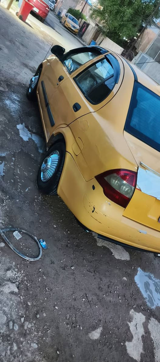 سيارة جاهزه من كلشي تحويل مباشر عليها سنتين هيئة ينخصم من سعر تبريد مكينه كير تراي ١٦٠ شواصي بدون كسر سياره بلاد بيها قطعتين جاملغ سايق وجاملغ خلف السائق فقط موديل ٢٠١٥ سعرها ٣٥ مكان بغداد ***********
