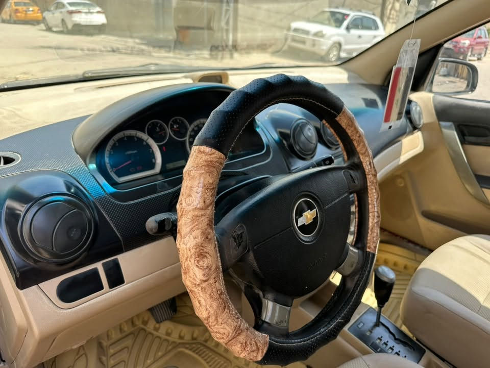 افيو أوتوماتيك
اللون سلفر 
الرقم بغداد أنگليزي 
السيارة بأسمي
الموديل ٢٠٠٧ 
المحرك ١٦٠٠ مسكر 
داخل نظيف اسود وبيجي
السيارة جاهزة شاشة تاير حدادية باتري منظومة بانزين بيها جراد قليل بالقمارة 
السعر ٥٣ وبيها مجال 
الاتصال بالرقم  ***********
الرقم بي واتساب وكذلك على الماسنجر
