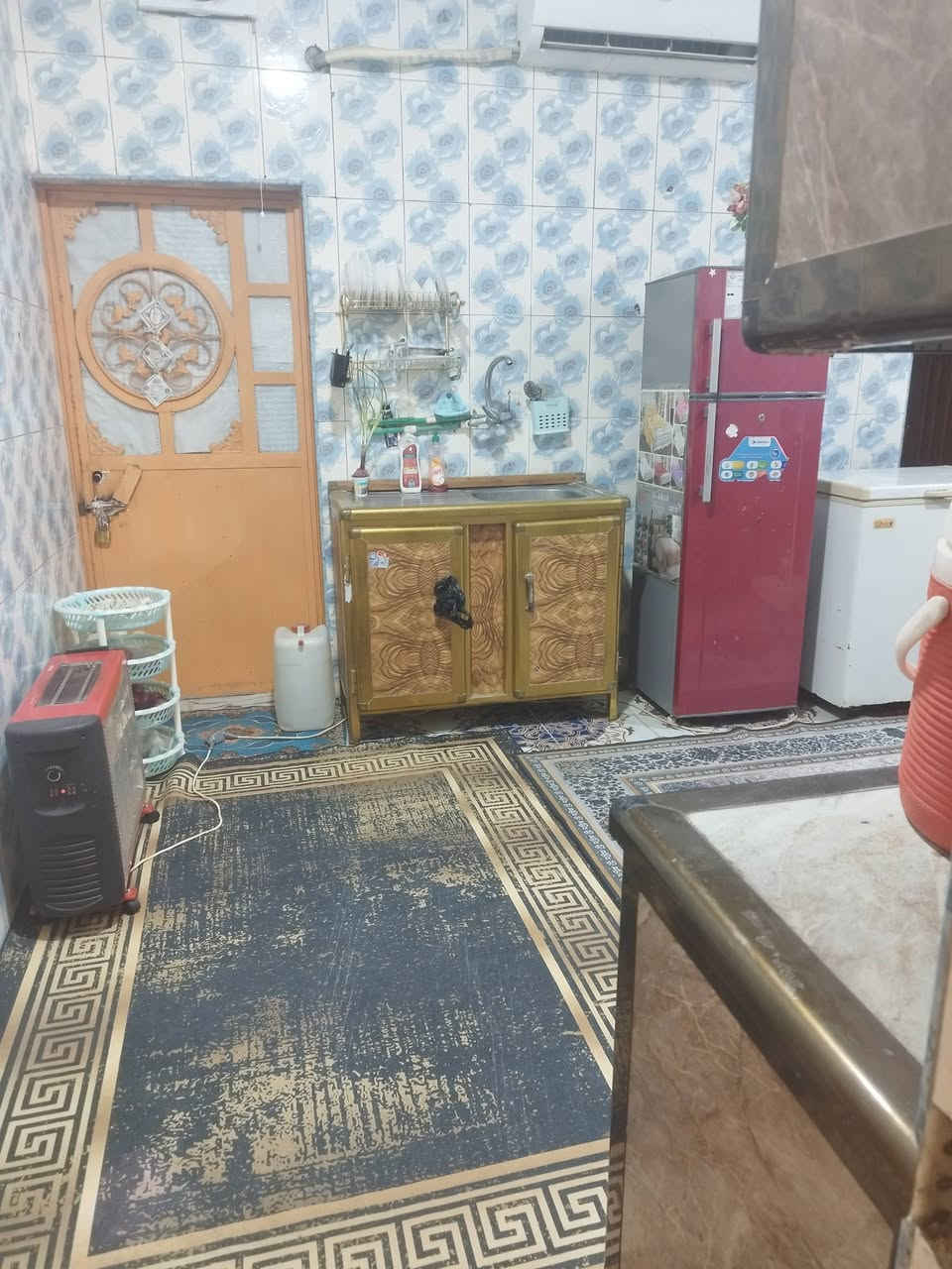 دار سكن زراعي المساحه 100متركونكريت مسلح
البناء ديوانيه وغرفة نوم 
مطبخ
صحيات داخليه وخارجي 
دررج خارجي
سقيفه على سطح 
البيت سيراميك 
سقف ثانوي
سعر البيت 55مليون بيه مجال
ابو الخصيب قريب تقاطع الصحراء
شارع السراميك 
***********وت ساب
