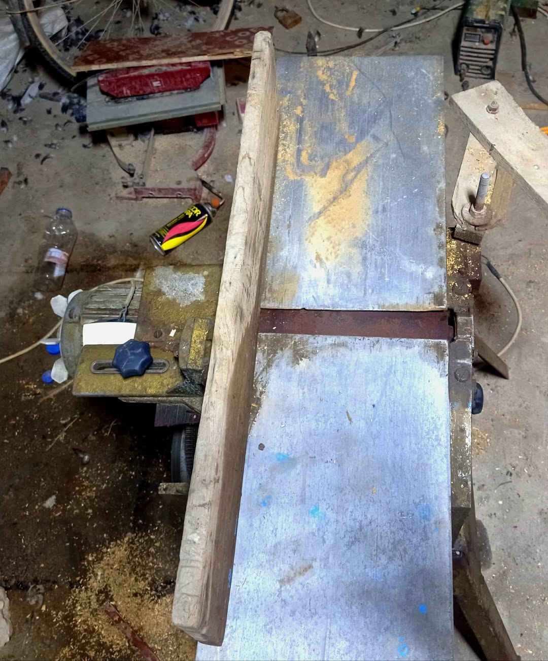 مكينة رنده دبل للبيع السعر 350 الف مكينة نظيفة ***********
