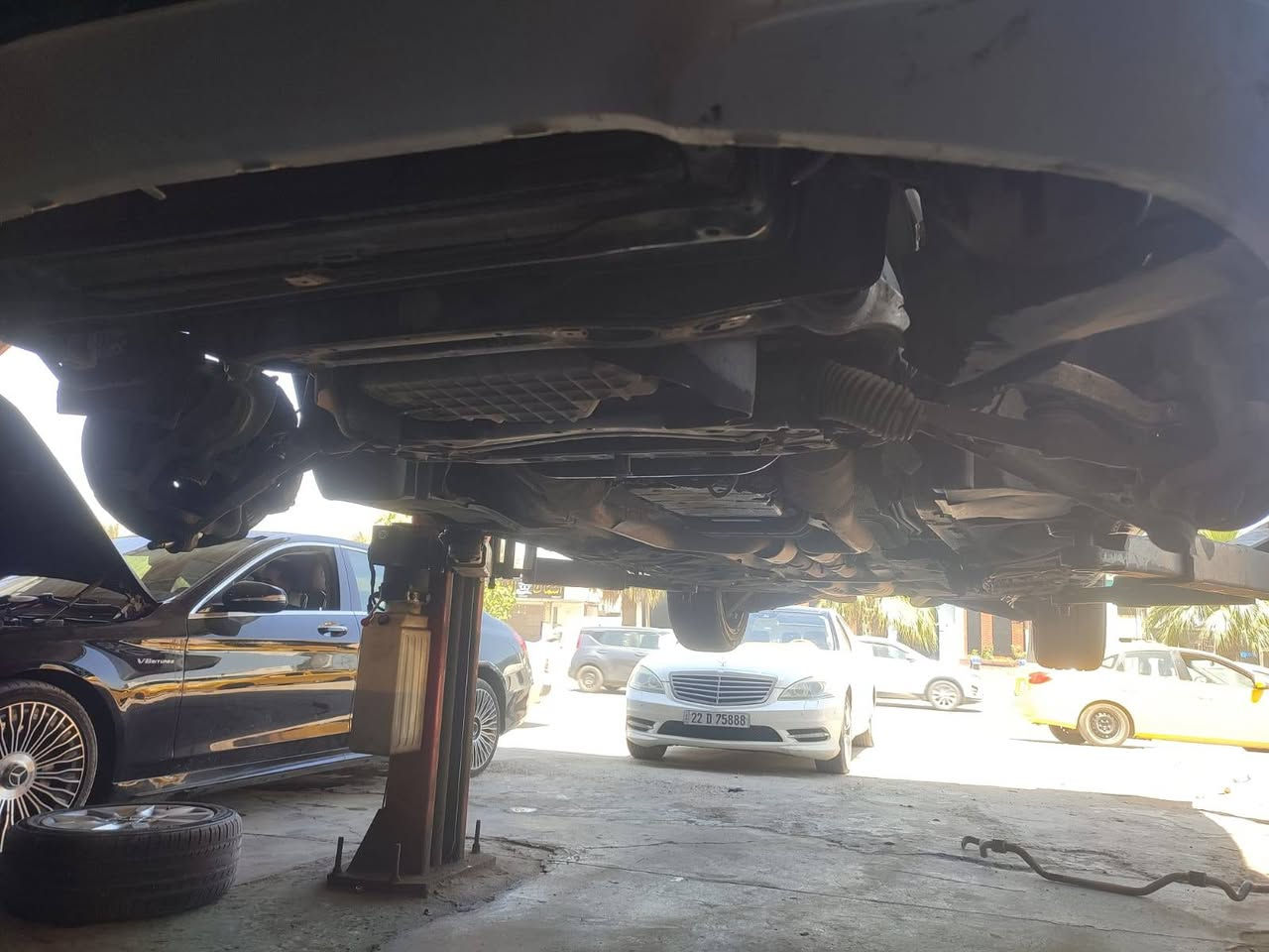 ‏السلام عليكم
‏ ادوووات ادووووات مارسيدس S550 موديل 2008 دخوووول جدييد سياره طك كارتون كفاله (گص وسرقة وانتربول)  دخووول جدييييد حاوية السياره 
‏مكينة كير بلفلين بدي بالكارتون احلى من الصور غرفه مال شركة  فوووول مواصفات بيبان شفط بردات كهربائي كشن جلد تدفئه وتبريد مساج تبريد ثلاثة قطع  نظام القياده ثلاثة وضعيات اقتصادي ورياضي وعادي سياره فووول للاخير هواي بيهة مواصفات.....رقم الهاتف *********** اسفسار  مكان بابل مركز المدينه
