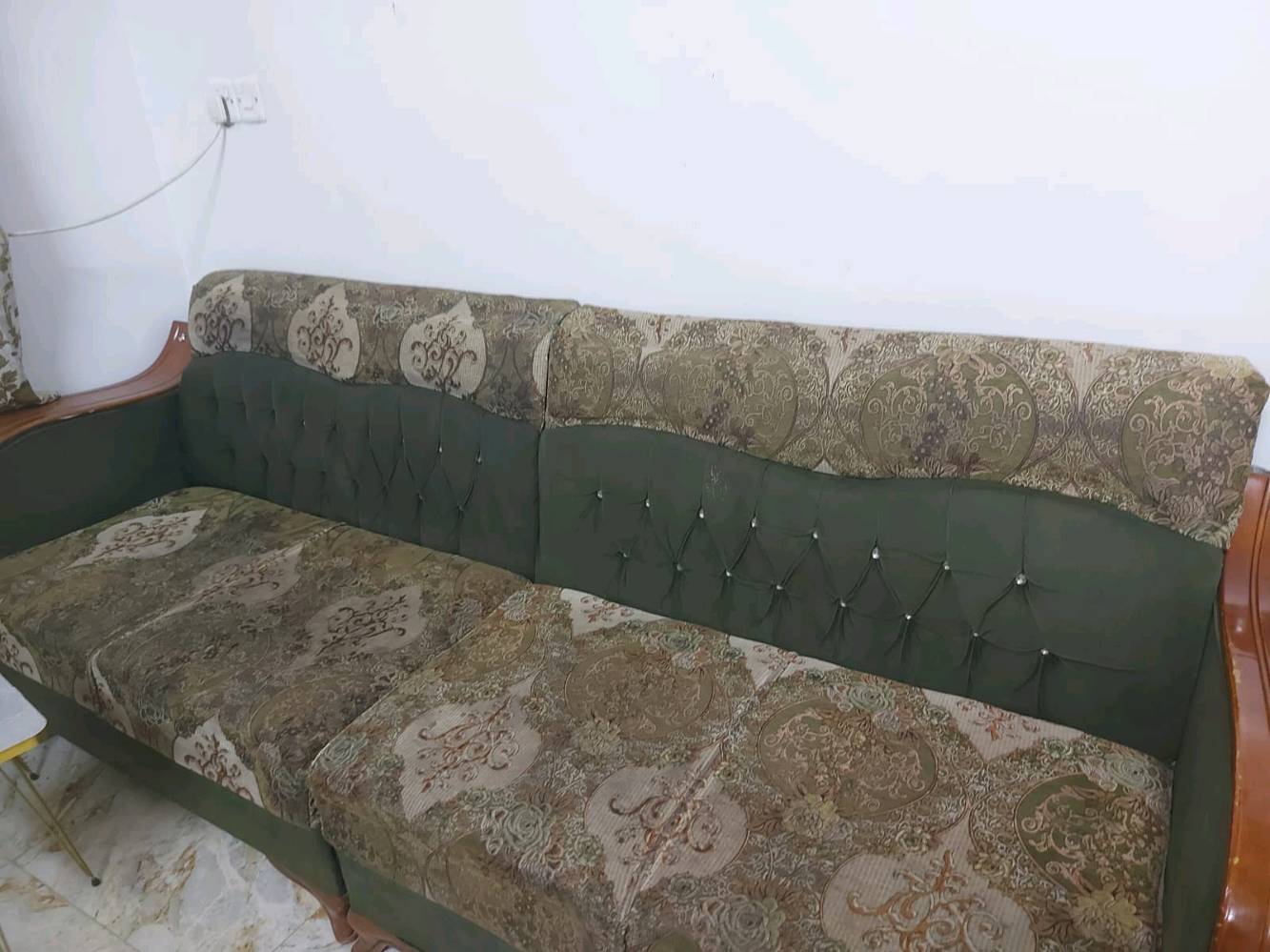 قنفات ديوان 7 مقاعد زاوية ب 100الف
***********