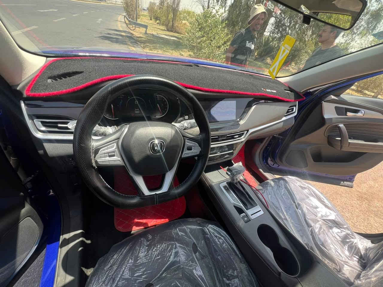 شانجان cs35 بلاس
ماشيه 53 الف
موديل 23
بعدها بالضمان 
مكفوله من كلشي ماعدا بارد بالجاملغ 
وعندي سونار  جديد
السياره رقم بغداد باسمي فول مواصفات
سعر 143
عنوان بغداد الكرخ
***********
