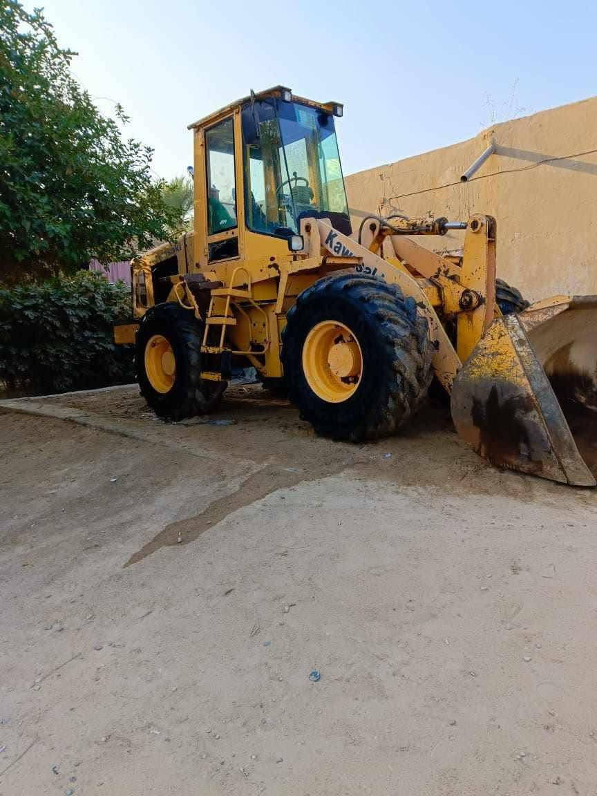 شفل للبيع الجم 65كاوسكي مكينه كمنزمكفول على وضغ الشركه لعنوان نجف ***********
