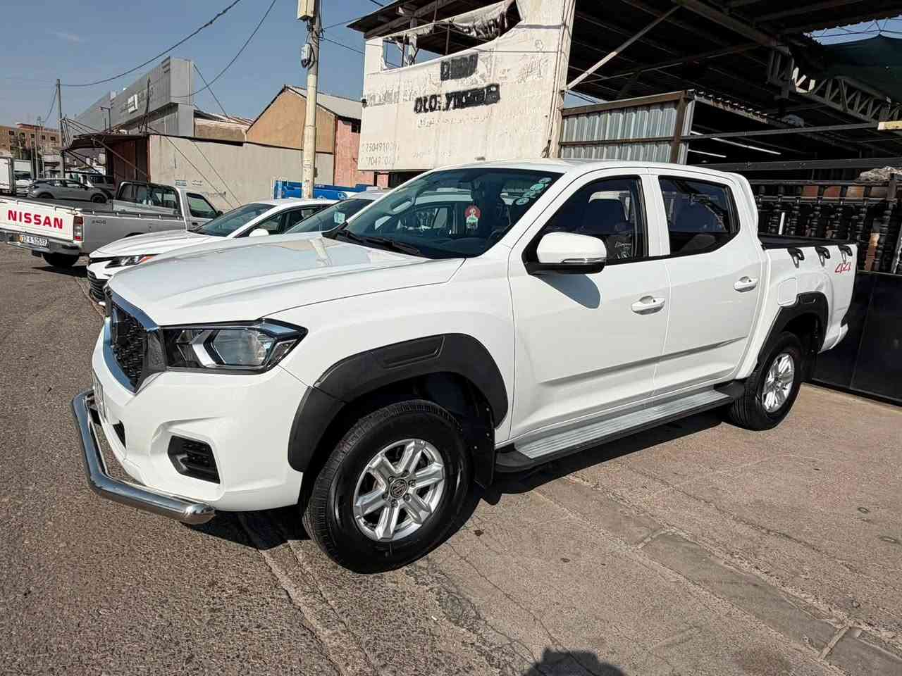 Mg t60 2023 
ئێمجی ت ٦٠ - ٢٠٢٣ ماشاءالله نمونەیە لە جوانی
مواسفات:
گێڕ عادی
دەبل ئەکسل
چوار جام کارەبایی
ئاوێنە کارەبایی و ئیشارەت
تەبرید مەرکەزی
شاشە ئایپاد 
کامیرەی دواوە
حەساسی دواوە
سەیارەکە نمونەیە لە جوانی لەسفرەوە یەک دەستە بەناوخۆمانەوەیە سەنەوی تا ٢٠٢٨ تازەیە
چوار تایەی لۆکو تازەی لەژێرە
بەشەرتی گێڕ و مەکینە سێرڤزی کامل لە شەریکە بۆکراوە
٢ -٣ شوێنی بچوکی ساردەکوتە بێ بۆیاغە
زەمانی شەریکەی ماوە 
سعری ١٤٢و مەجالێکی کەمی تێدایە

بۆزانیاری زیاتر پەیوەندی بکە:
***********
***********
