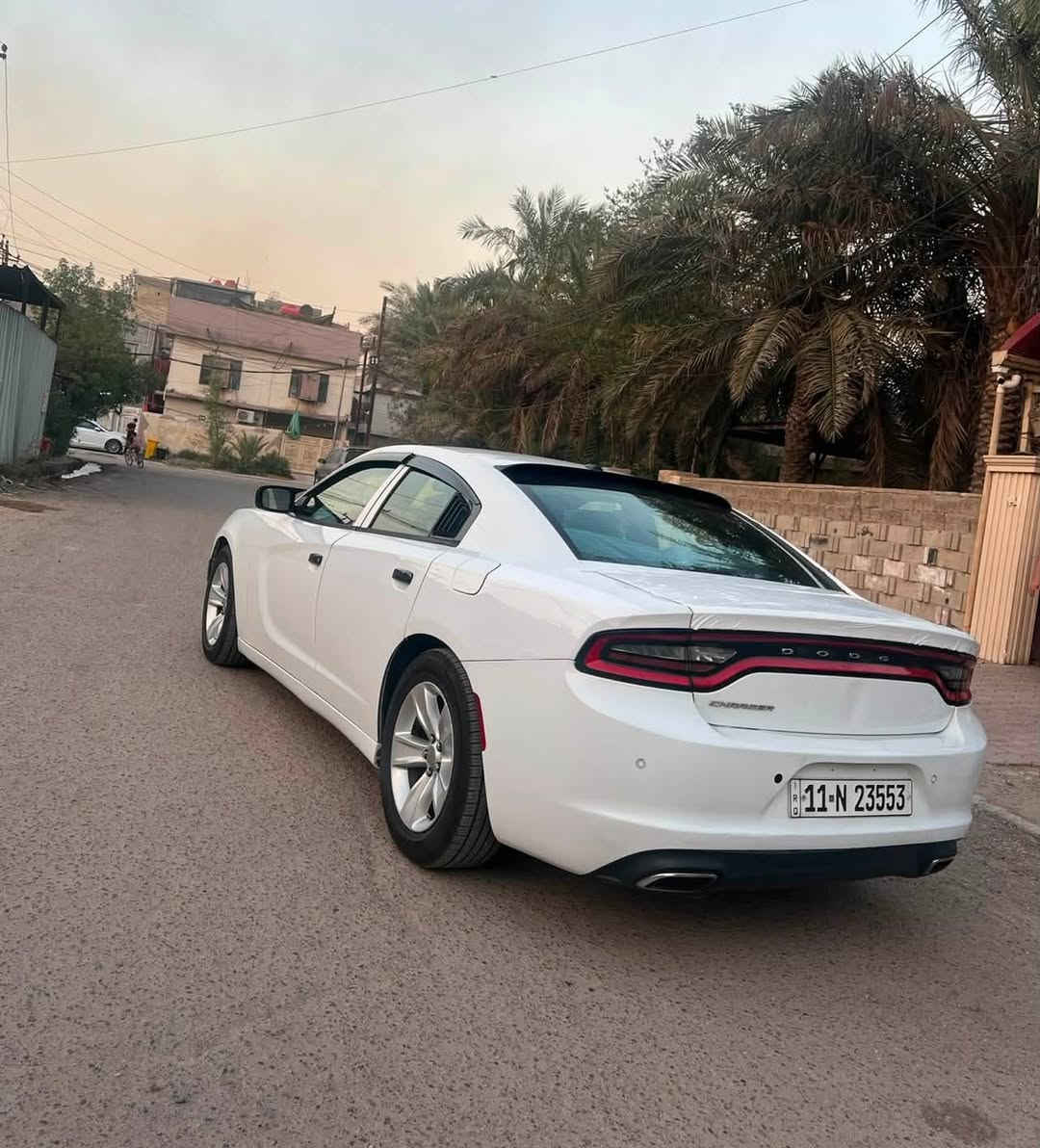 السلام عليكم جارجر 2015 SXT وارد امريكي حادثه جاملغ وبنيد وبيه بل عراق جاملغ خلفي بارد فقط موضع بل صوره وسونار وصور حادث موجوده بلمنشور شاشه كبيره  حساسات كشن كهرباء ويل 18 تخم تاير جديد شاده كير ومحرك وتبريد خير من الله سعر 168 وبيه مجال بسيط العنوان بغداد حي اور سياره بسمي تحويل ثاني يوم ***********'
