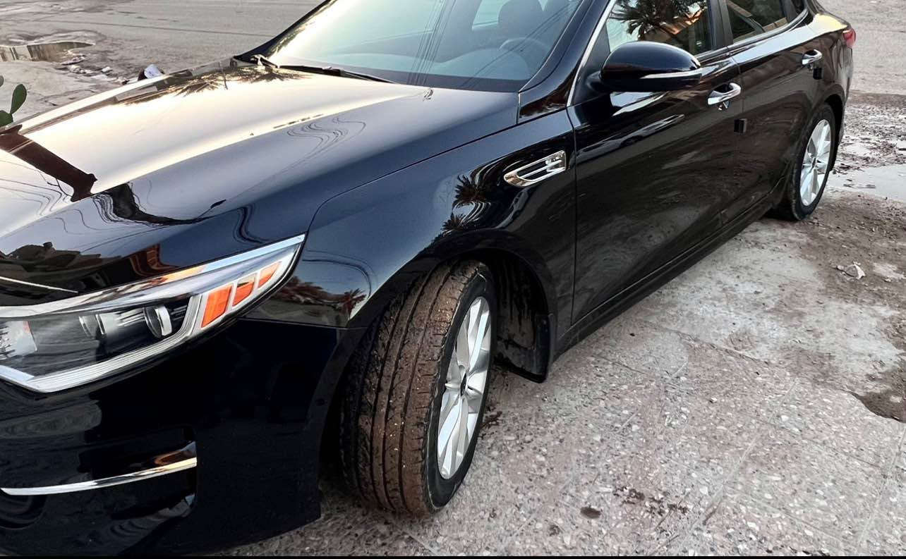 🚘 للبيع كيا أوبتيما 2018 وارد أمريكي

🔹 المحرك: 2400 GDI
🔹 المواصفات: اعتيادية
🔹 أنظمة القيادة: ECO – NORMAL – SPORT
🔹 التبريد: ممتاز جداً وبارد

حالة السيارة:

* حادث خلفي، متضرر الجاملغ الخلفي والباب الخلفي عكس السائق.
* صدر السيارة يحتاج صيانة.
* صور الحادث مرفقة للاطلاع.

💰 السعر: 12,500 دولار، وبيها مجال للتفاوض.

📍 الموقع: بغداد
للتواصل: ***********

الجاد بالشراء حياه الله، والسيارة متوفرة للفحص والمعاينة. بغداد, العراق

نص مكتوب في الصور:
- ΚΙΛ للبيع كيا أوبتيما 2018 وارد أمريكي محرك 2400 GDI مواصفات اعتيادية أنظمة القيادة: ECO - NORMAL - SPORT التبريد ممتاز جداً وبارد حالة السيارة: حادث خلفي، متضرر الجاماع الخلفي والباب الخلفي عكس السائق صدر السيارة يحتاج صيانة صور الحادث مرفقة الموقع: بغداد السعر: 12,500 دولار قابل للتفاوض