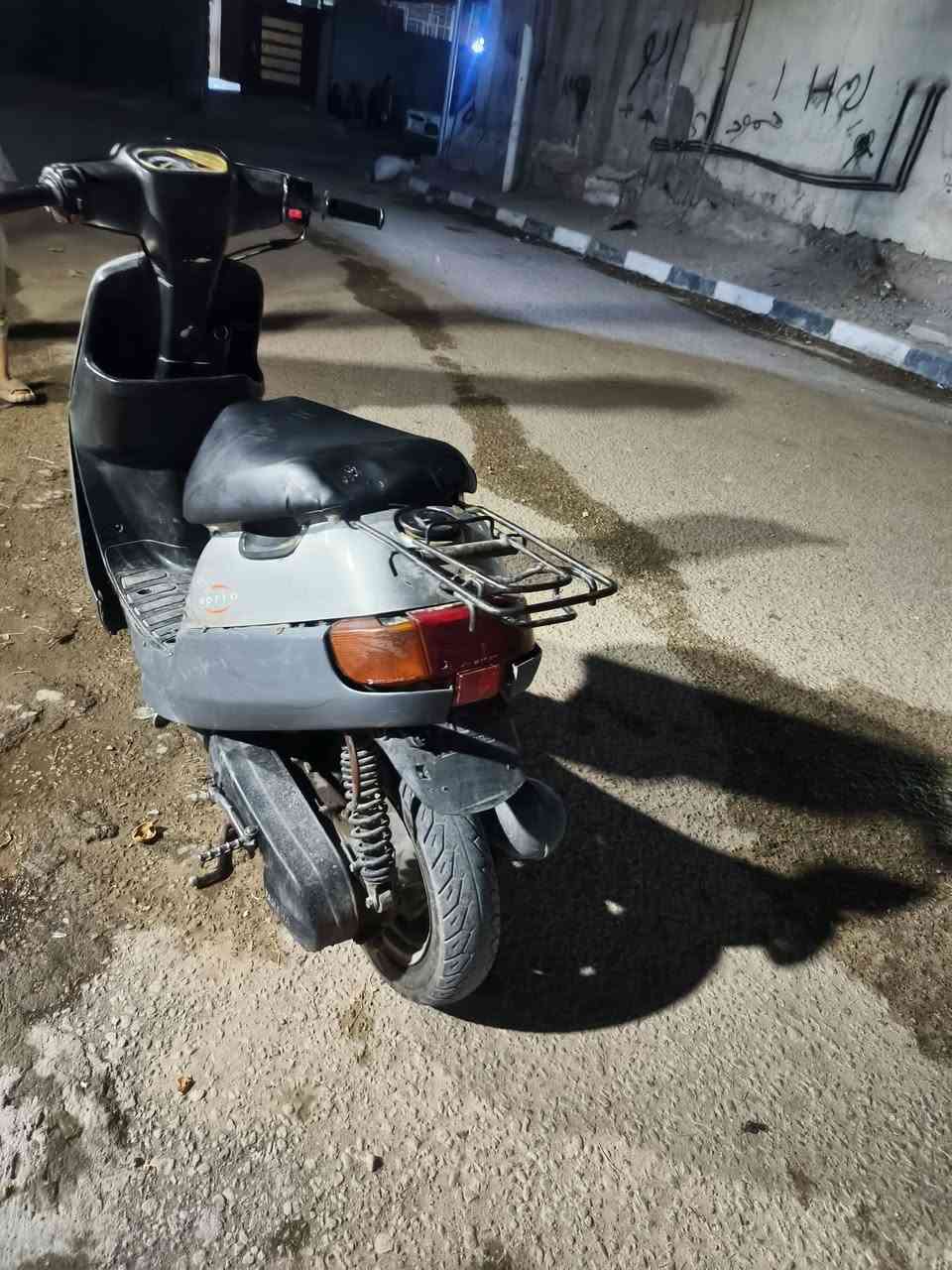 دراجه الى بيع بطه محرك مامفتوح دراجه ماريدله اي شي بس سودات السعر 250 بيه مجال مكان كربلاء ***********
