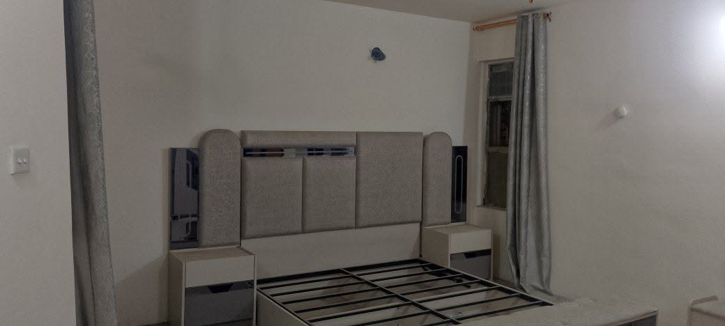 بيت لبيع مساحة 75 متر واجهي واجهي 6 ونص طابقين بناء حديث درجة اول العنوان نعيرية قرب شارع المسبح يم جامع ذات النطاقين مربع الذهبي شارع عريض السعر 215 بية مجال رقم الموبايل *********** بناء حديثة درجة اول
