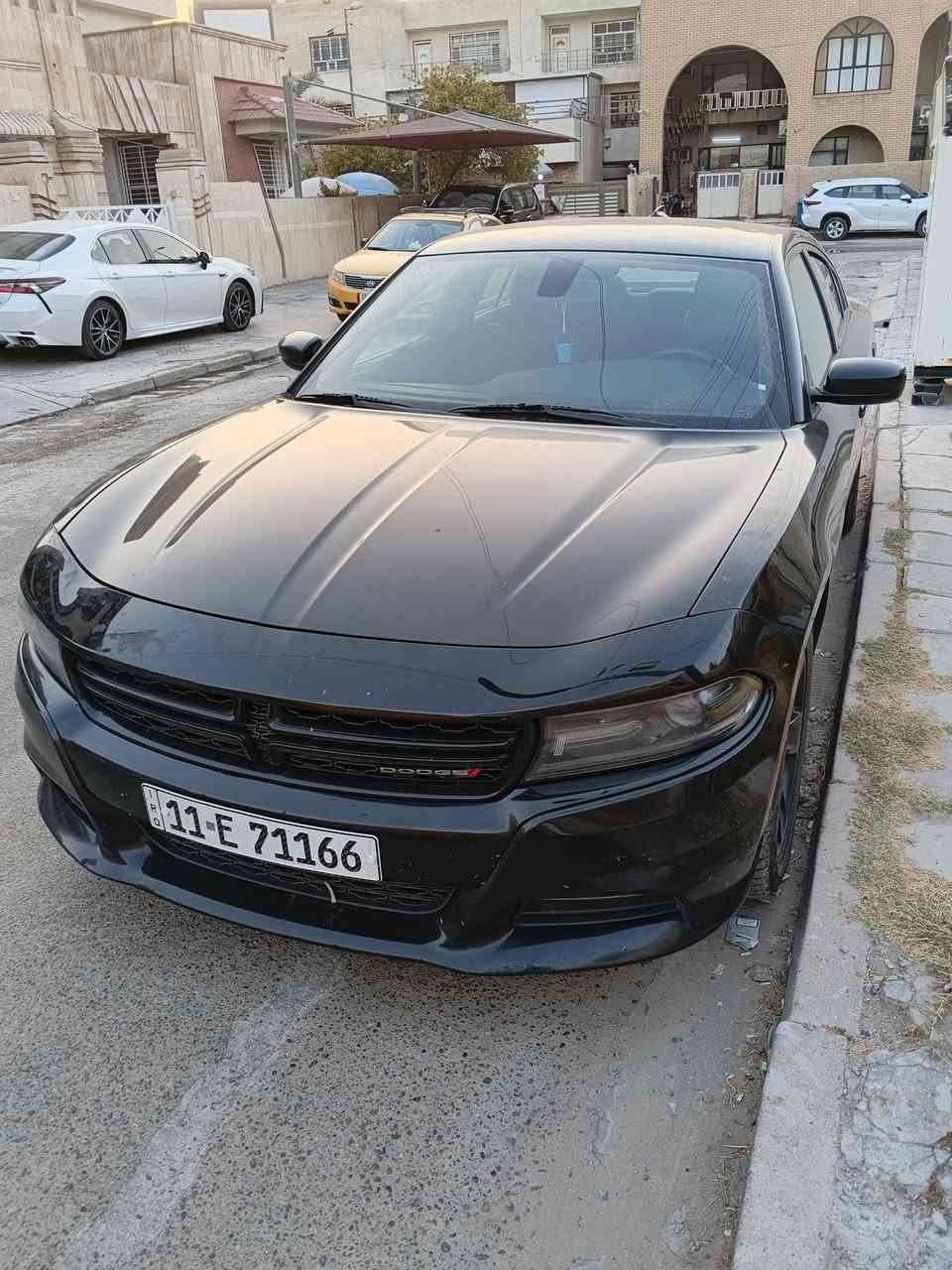 2018 SXT جارجر
جارجر 2018 امريكي حرة حادث خلفي بدون ايرباك بدون صبغ 
مواصفات SXT ماشية 190 الف كيلو
حساسات خلفية وكامرة خلفية
ويل 18
مكينة بحالة ممتازة دهن اكسادو من الوكيل حصرا
كير بحالة ممتازة مبدل الدهن مالته
كومبريسر تبريد جديد وراديتر جديد
منظومة المي ادامة مستمرة ومي اصلي فقط
تايرات صارلها كم شهر شديتها
صدر معمر جديد
السيارة كير مكينة كهربائيات تبريد كله بأدامة مستمرة
بيها شوية ملاحظات بالكشر شغلات بسيطة
السيارة مال جناي صارلها يمي 3 سنين بس شوية ما اهتم بالكماليات
السيارة حاليا في اربيل 
السعر 189 ورقة وبيها مجال
***********
