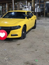 جارجر هيمي 2023 حادث بسيط باب سدر  سياره جديده ما ناقصه شي كله نضيف 07...