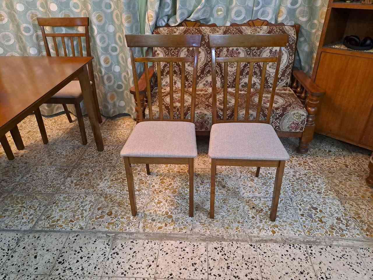 ميز خشب زان ماليزي اخو الجديد ٦ كراسي (هوم سنتر)
***********
