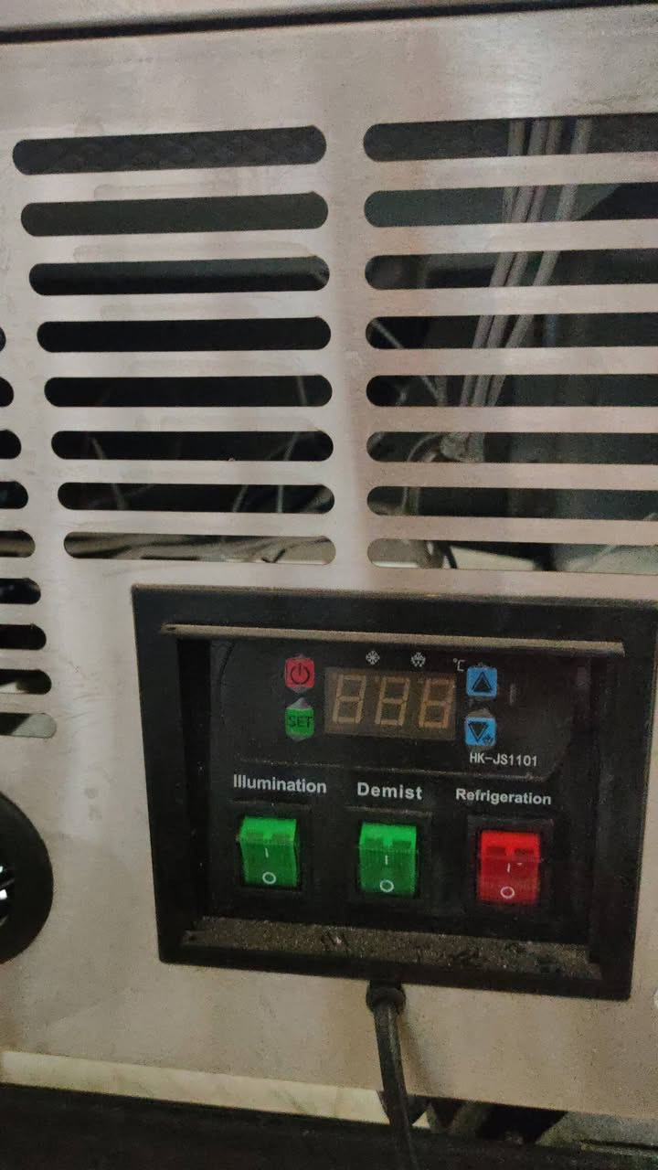 براد للبيع جديد
***********
***********
