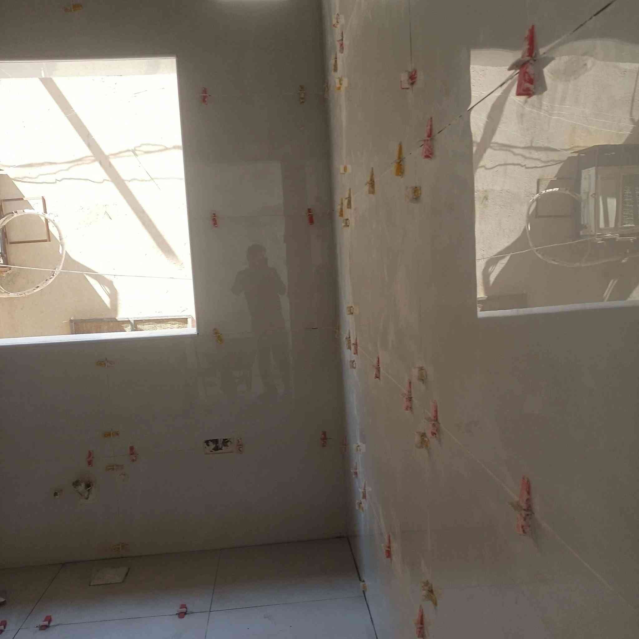 خلفه جداراي وارضي لبخ تغليف درج لبخ ترميم بيوت اتصل ع رقم او مراسله ***********
