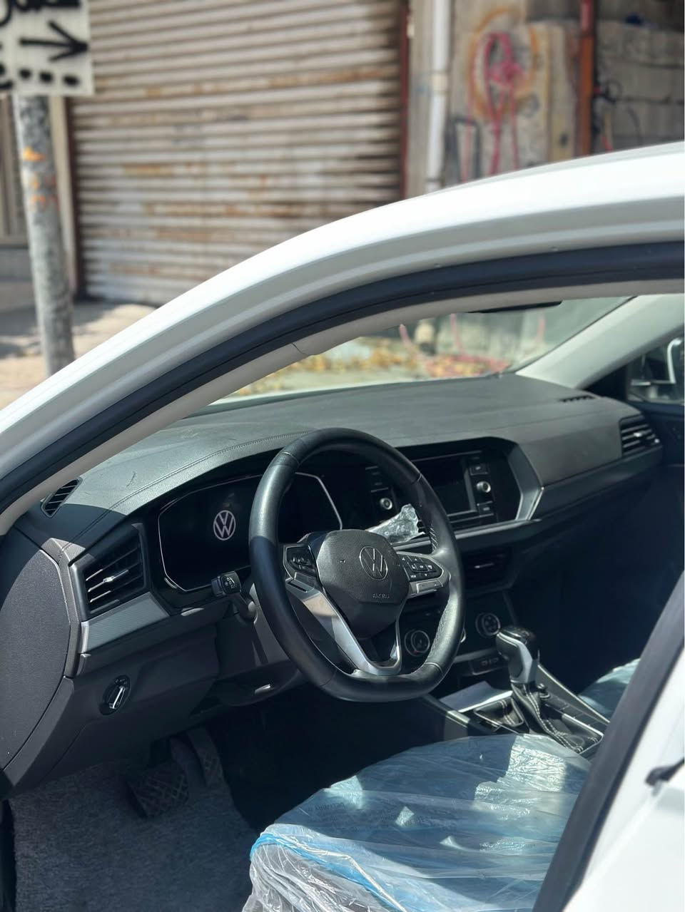 جیتا 2024 S 
32000km ڕۆیشتیە 
بۆنیت و جاملغی لای سایەقی  سبوغە بەبێ ژۆرێ ئێرباگی سوکان و شانی تەقیوە 
وئێرباگی دەشبولی نەتەقیە
گێر و مەکینە و ڕادێتەر و بەردی گزۆزی بە شەرتە
سەیارەکە حیسابی سفری لۆ بکە زۆر زۆر خاوێنە 
داوای 154 وەرەقەی لێدەکەم و مەجالەکی زۆر زۆر 
کەمی تێدایە
*********** 🤳🏻
____________________________ 
عربي 
جيتا 2024 S 
32000km ماشي 
صبغ بونيت و جاملغ امامي جهت السايق بدون دواخل
ئيرباگ  ستيرن وتكمة طاكة 
گير و محرك راديتر و حجر البيئة كلهة. بشرط ١٠٠/١٠٠
السيارة مثل زيرو  كلش نظيفة 
السعر ١٥٤ ورقة و بيها مجال كلش كلش قليل 
 *********** 🤳🏻 سوران, أربيل
