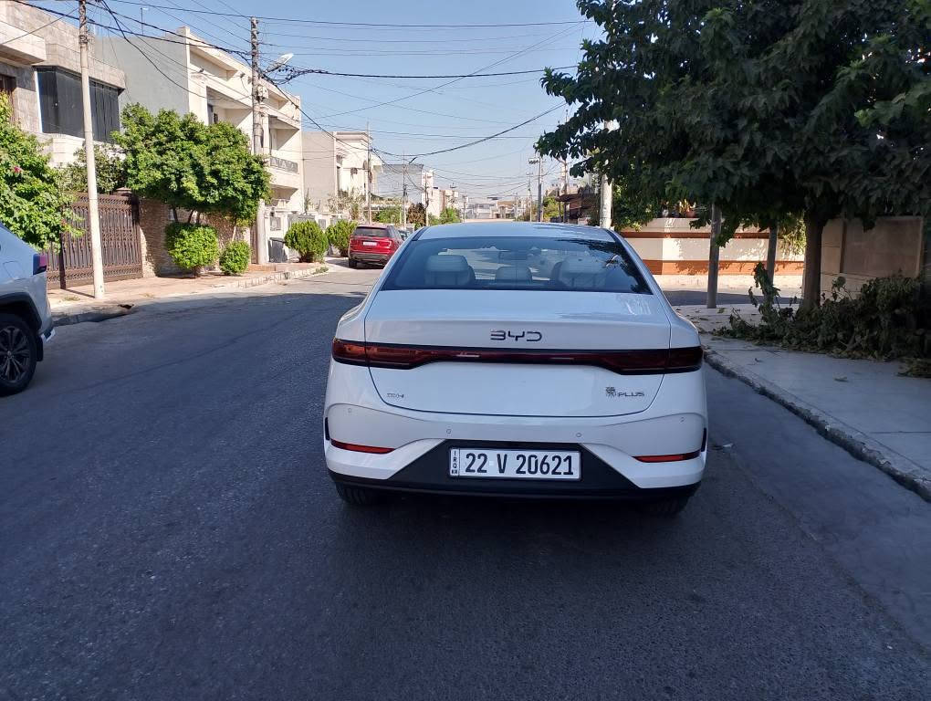 BYD QIN PLEASE 2025
***********
مودیل 2025
ناو زةرد _شاشة و كاميرة
9 هةزار رويشتووة 
كارت و شةحني بيلادي لةگةلة 
بوياغ تةنك 
سيارةكة هيچي نية تةنها 7 دنك تةزرةي هةية 
سعر :134$
شوين هةولير 
موبايل واتس *********** أربيل, العراق
