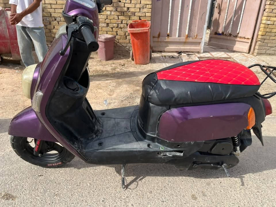 ماكس بوليس للبيع مكينه مامفتوحه نوزل مستعجل على بيعتها محتاج واريد ابيعها سعر 200 هاذا رقم ***********
