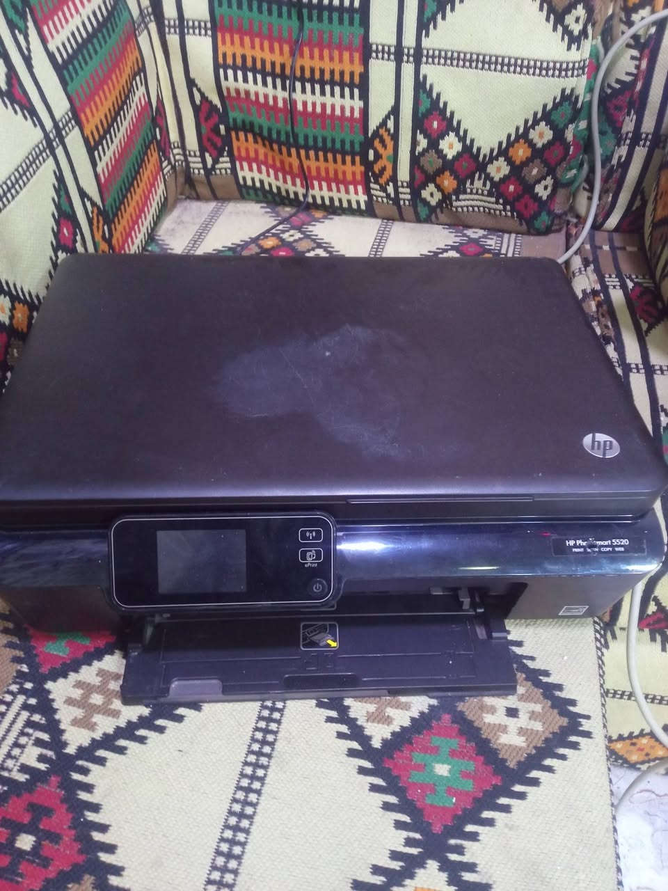 طابعه للبيع جديده استعمال سبوع واحد فقط شرط الشغل عادي ملوون نضام احبار تتعبه  سعر 100 بيه مجال طابعه كلش حلوه طباعته تخبل *********** مكاني حمدان بيع مستعجل
