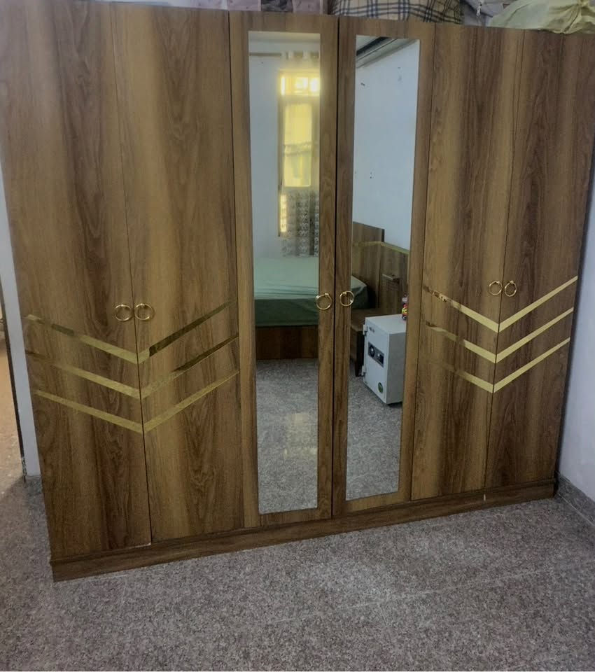 غرفة نوم للبيع  بغداد البلديات للاستفسار واتساب
‭***********‬
