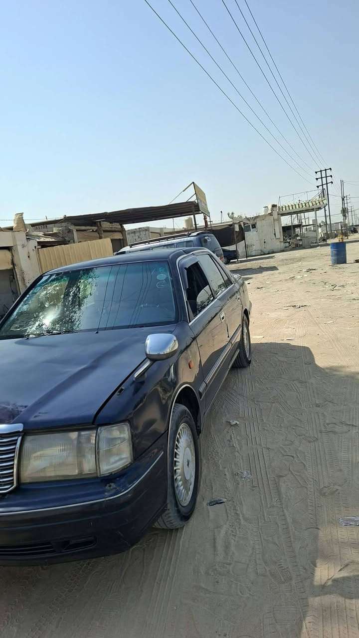 سياره راس الثور تكم موديل ٢٠٠٠ فول ٥ دكم ميكينه ٣٠٠ فيشه وبطل شاصي ٥٥ رقم انبار سنويه ٢٨
***********
