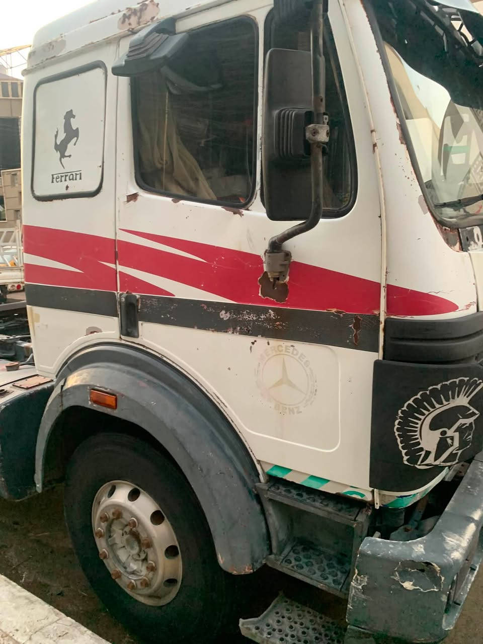 البي كرواتي موديل 96 رقم بغداد الماني سنويه فلات ذات جوانب متحركة بغداد ***********
