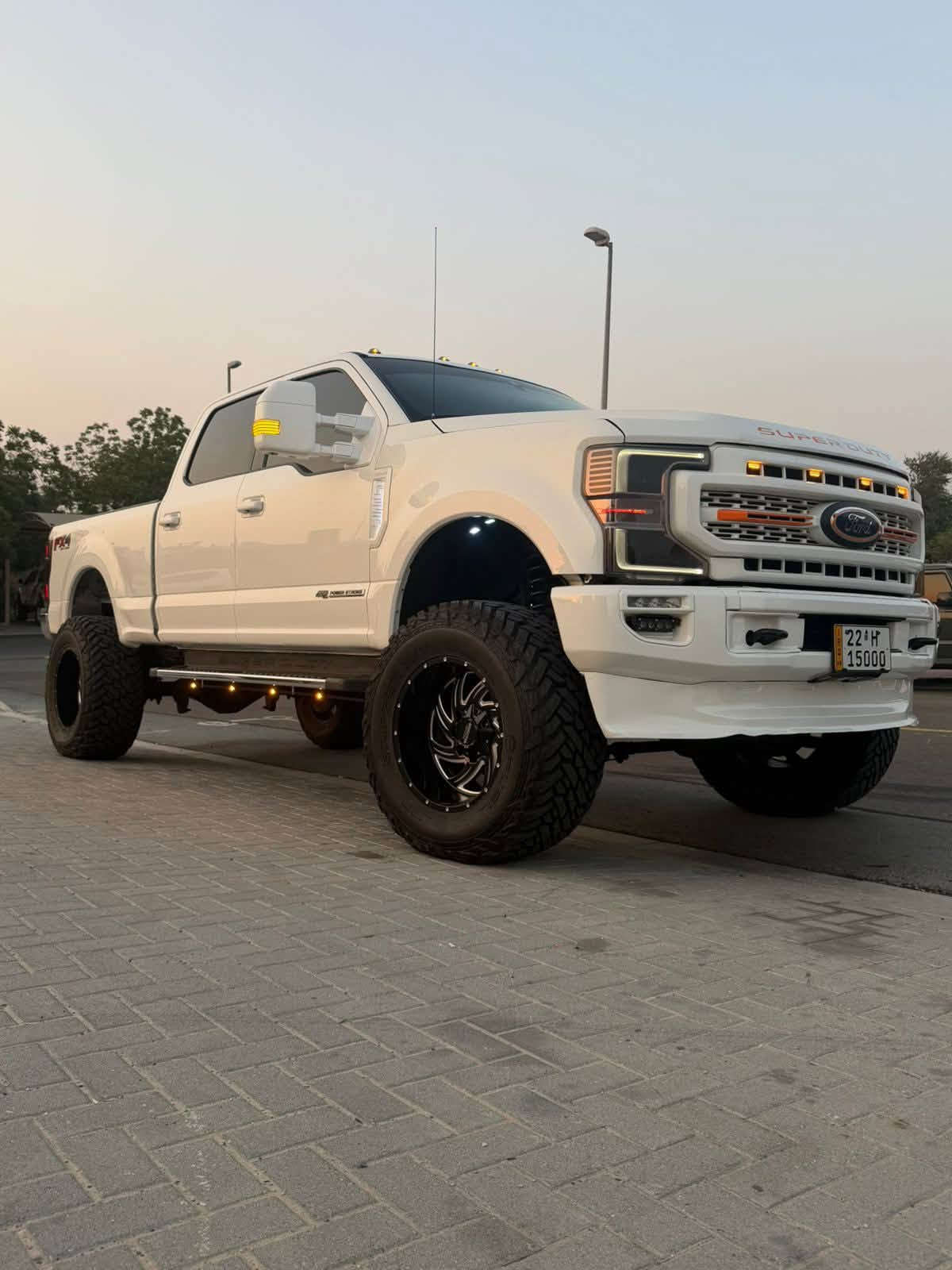 ف350 لاريت • ديزل ٦.٧ • رقم اربيل