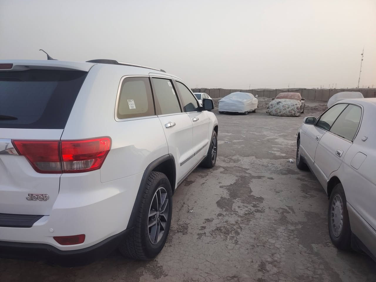 جيب خليجيه كفاله عامه من الصبغ والتبديل موديل 13 ماشيه 96 رقم بصره بأسمي مكاني الناصريه 
***********
