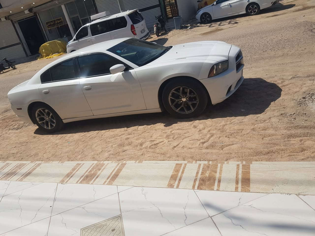 السلام عليكم جارجر ١٣ كندي السياره بيه بابين فتح فقط الباقي مكفوله السنويه ل ٢٠٢٩ مداور ثاني يوم 
السعر ١٤٣ وبيه مجال رقم الهاتف *********** العنوان البصره القرنه
