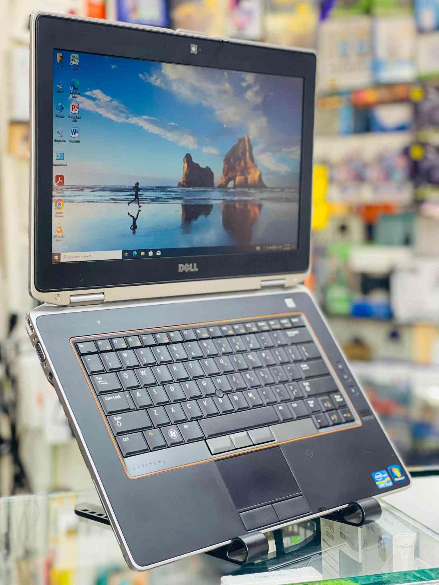 Dell 6420 🖥️ 

Corei 5 ✅

Ram 4 🔥

هارد 320GB 

شاشة بحجم 14 🖥️

منفذ HDMI port 🎞️

منفذ VGA 📽️

منفذ usb  عدد 3

منفذ aux 

بطارية تدوم اكثر من ساعة  🔋

ملاحقات الجهاز شاحنة اصلية 🔌 + حقيبة 

نظافة الابتوب 99٪؜

العنوان الموصل الزهور دورة سيدة الجميلة📍

 مكتب فوكس ستور

يتوفر توصيل جميع محافظات العراق 🚚🚛🚚🚛

تفاصيل اكثر :☎️ ***********.☎️*********** موصل, نينوى
