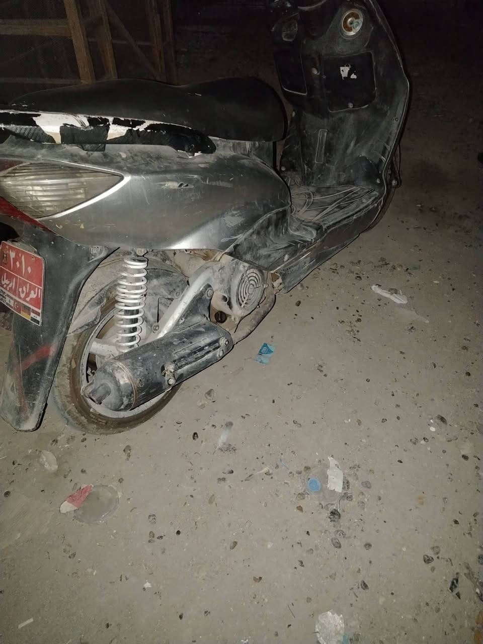 متروكه شغاله يرادلكه كعكه صانصه وتنضيف كابريتر عل شغل تاخذه وتروح كوم حديد 150 قفل ***********
