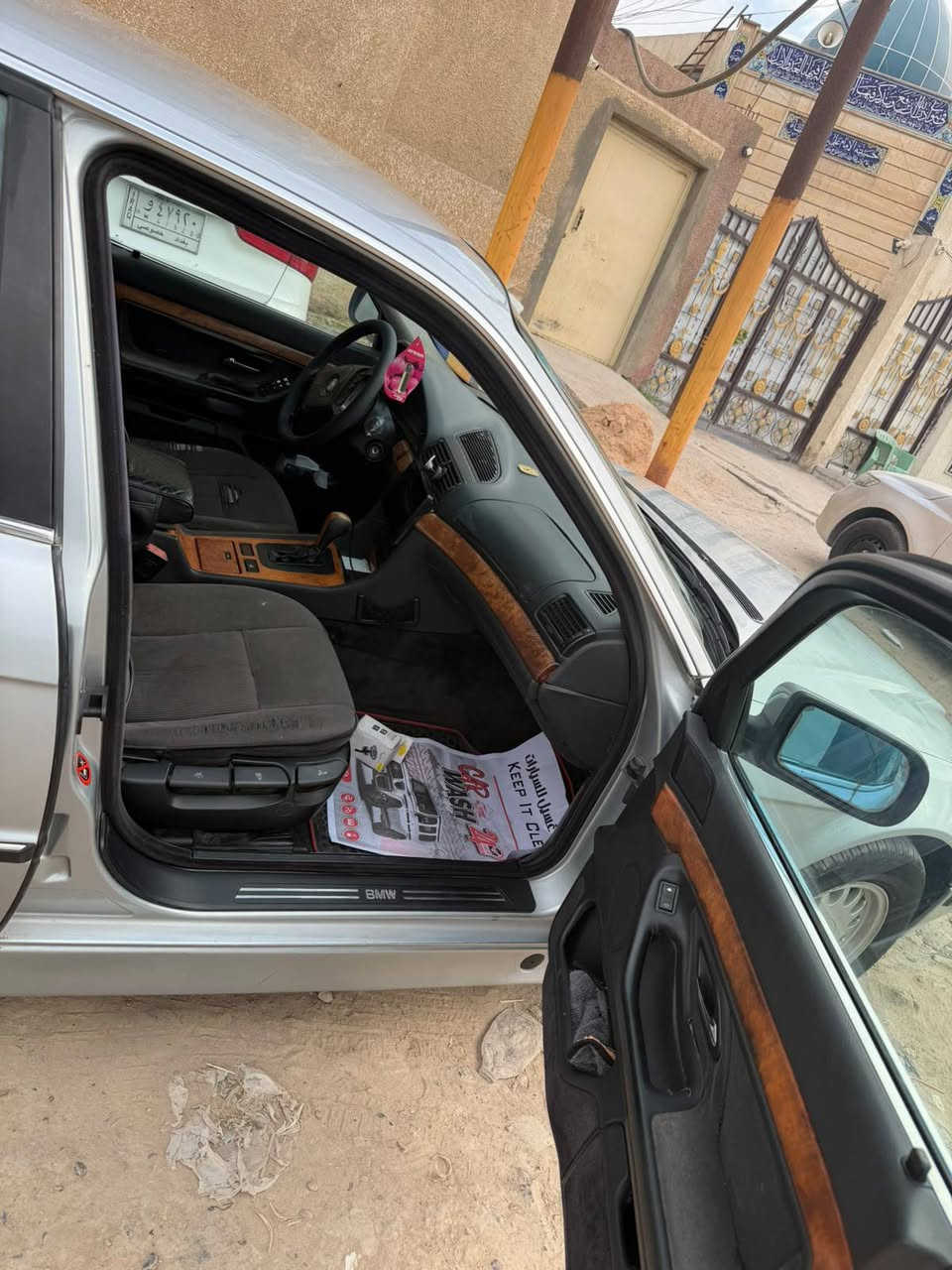بي ام E38 • ١٩٩٥ • ٨ سلندر
