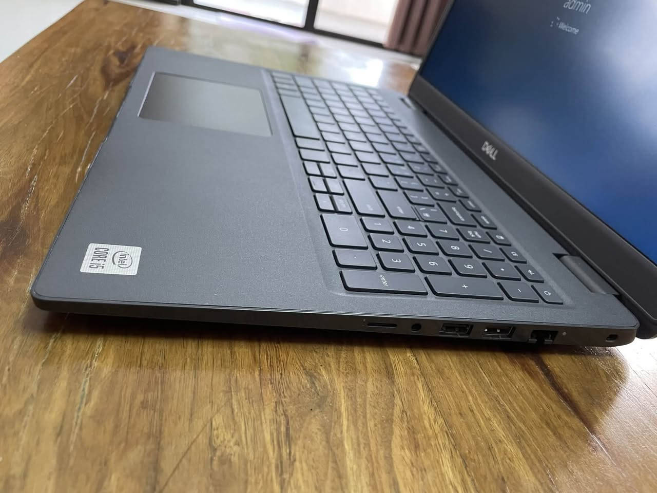 💻🔥 Dell Latitude 3510 🔥💻
✨ نظافة عالية جداً — فول نضافة ✨
جهاز مرتب وأنيق، جاهز للاستخدام مباشرة ✅

⚡ المواصفات:
🔹 Processor: Intel Core i7
🔹 الجيل: 10th Gen
🔹 الشاشة: 15.6”
🔹 Keyboard: فول كيبورد ⌨️
🔹 الحالة: فول نضافة 💯

🎯 مناسب جداً لـ:
📚 الدراسة | 💼 العمل | 💻 البرامج | 🌐 الاستخدام اليومي

📞 للاستفسار والحجز:
***********

🔥 الكمية محدودة — الأولوية للحجز الجاد
