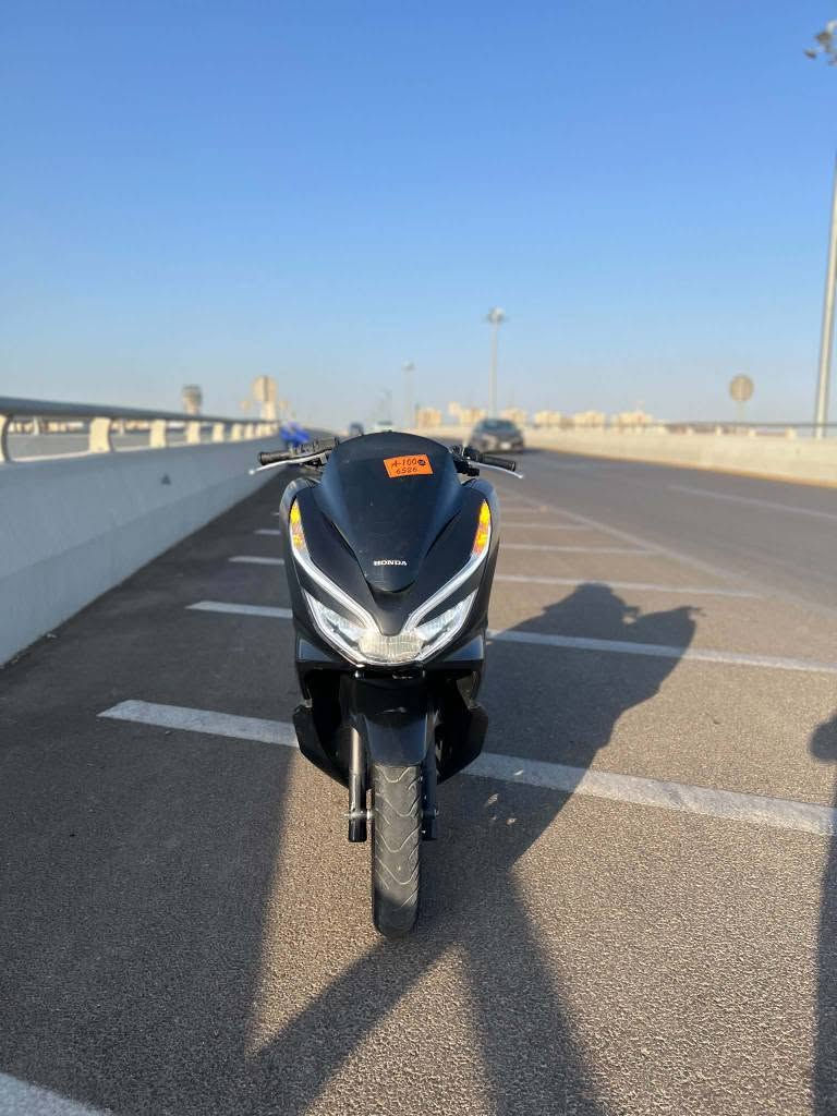 السلام عليكم من رخصة الادمن دراجه pcx مال رمبه الجيل الثالث  الدارجه مفوله ومكفوله كفاله عامه مابيه اي نقص وهاي كدام عينك السعر مليون و950الف   العنوان بغداد الكرخ للإستفسار الاتصال برقم *********** بغداد, العراق
