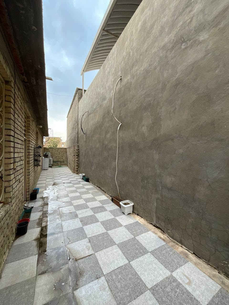 بيت زراعي تجاري • ٣ محلات • ٤٠٠م